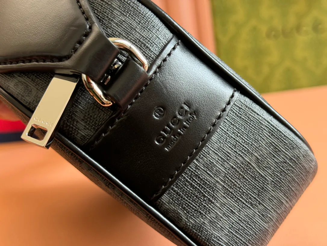 Women's Shoulder Bags GUCCI 17947635
