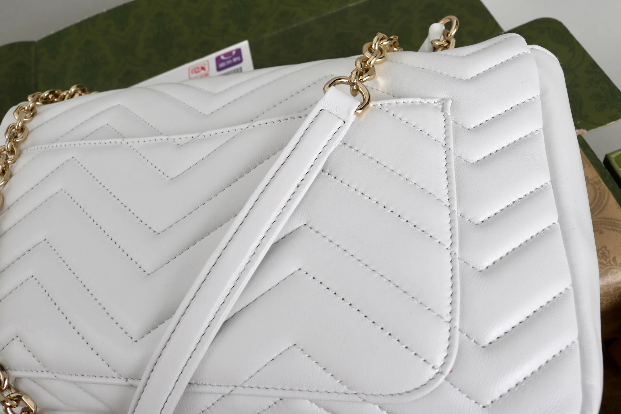 Women's Classic Handbags GUCCI 18223240