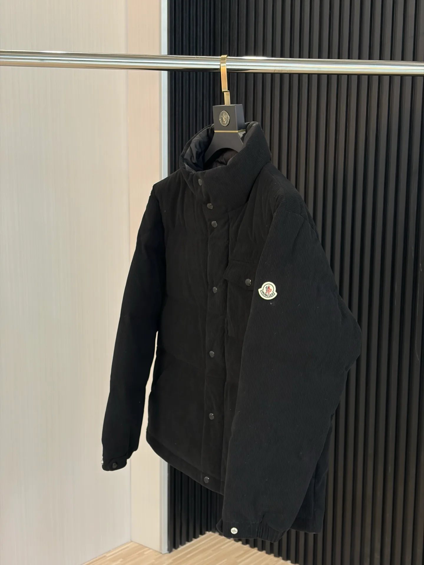 Men's Jackets And Down Jackets MONCLER 18199458