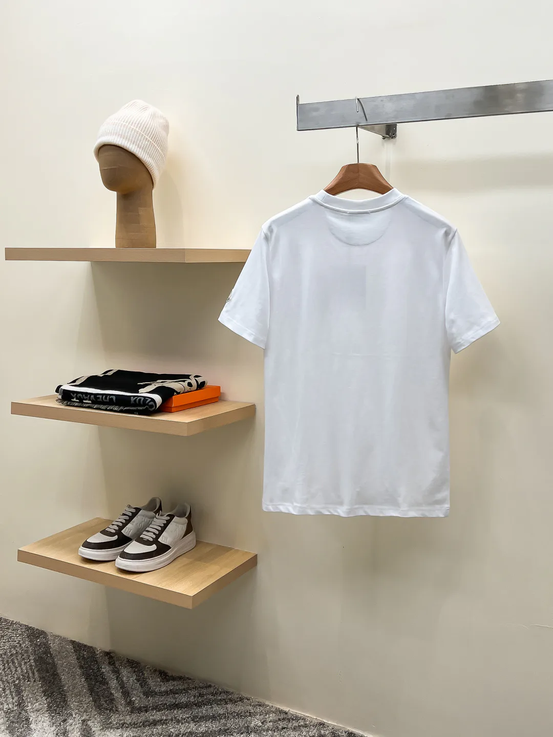 Men's T-Shirts MONCLER 18499396