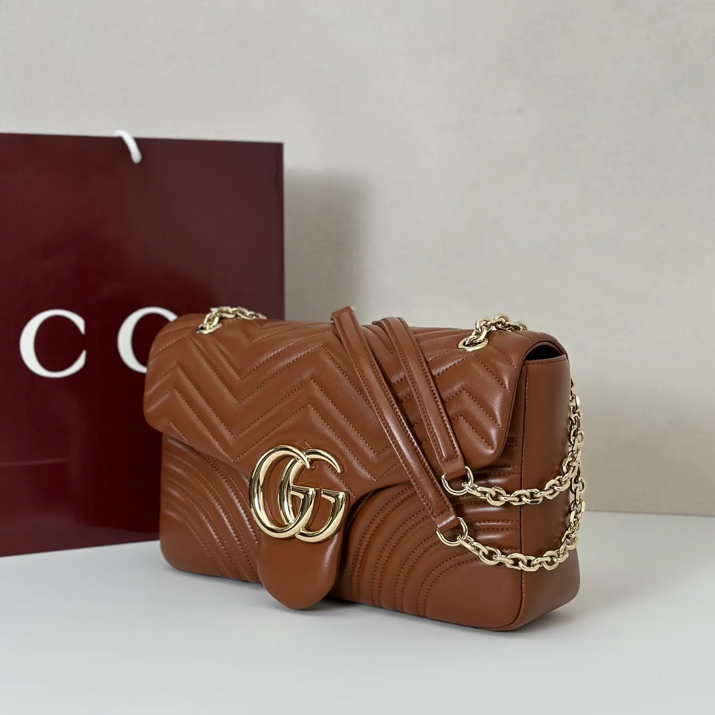Классические Сумки Женские Gucci 18614576