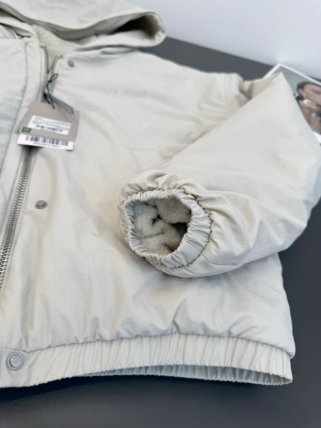 Куртки И Пуховики Мужские Canada Goose 18683830
