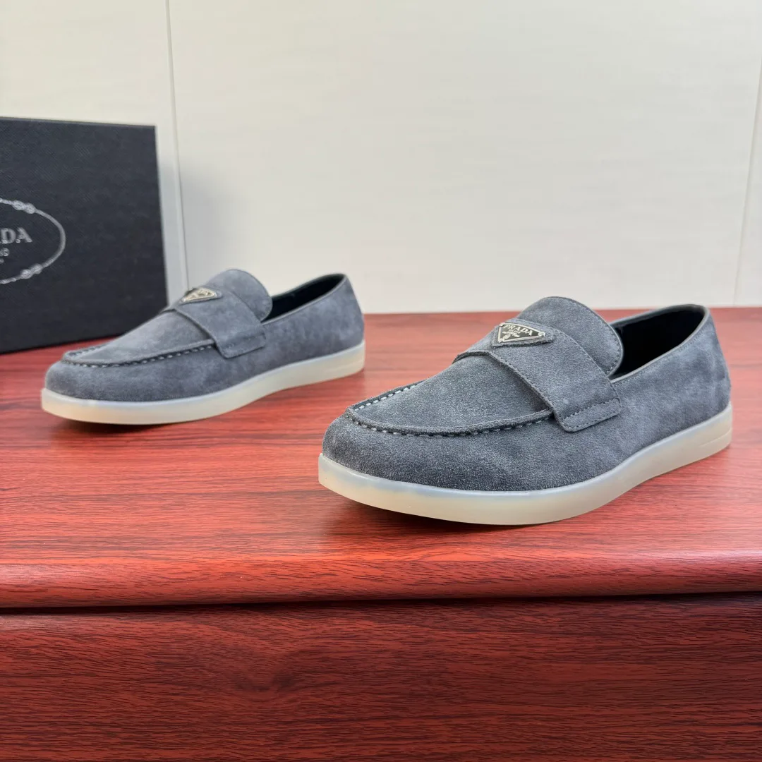 Men's Loafers And Dress Shoes PRADA 18100606