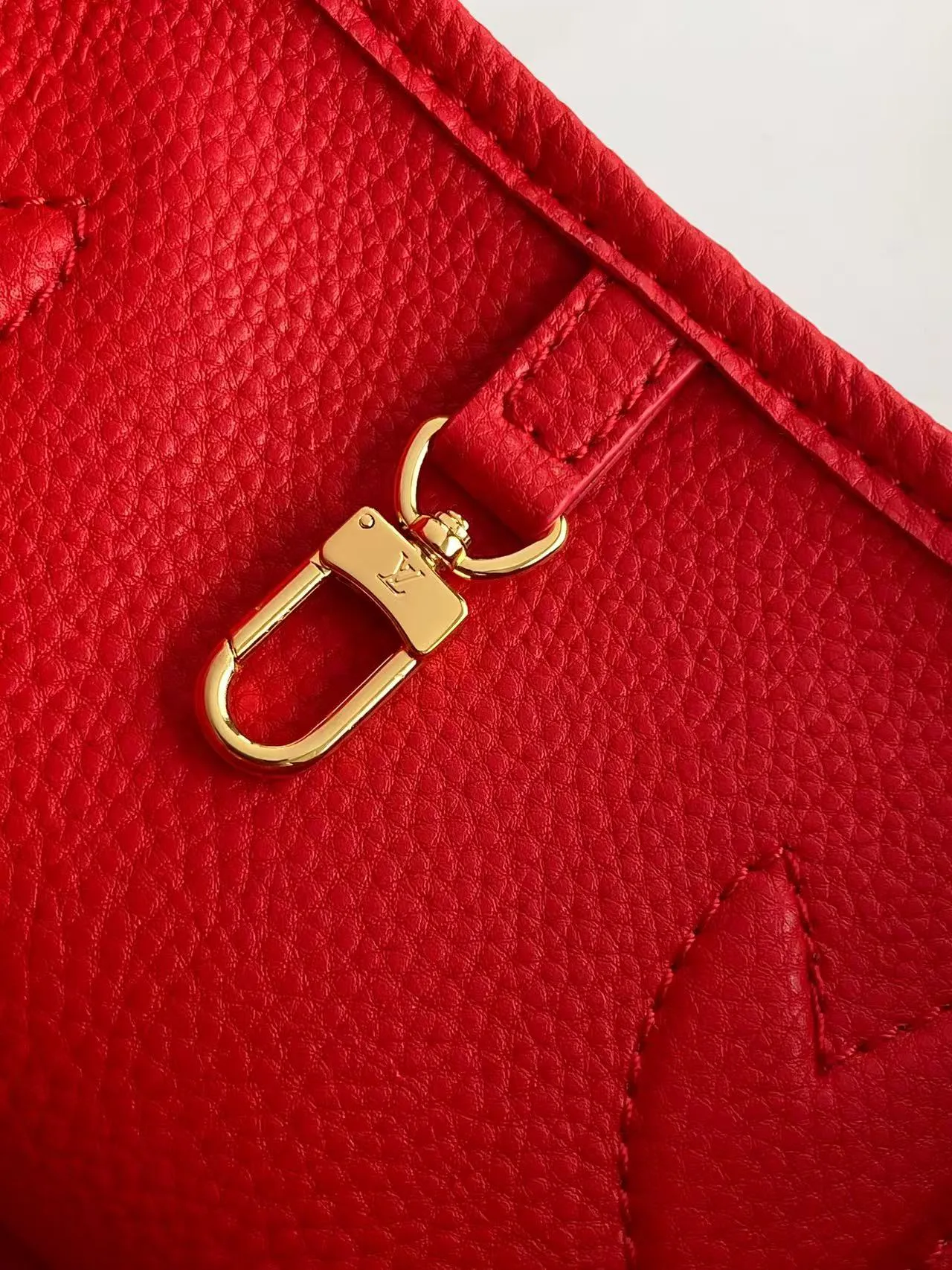 Women's Classic Handbags LOUIS VUITTON 17483329