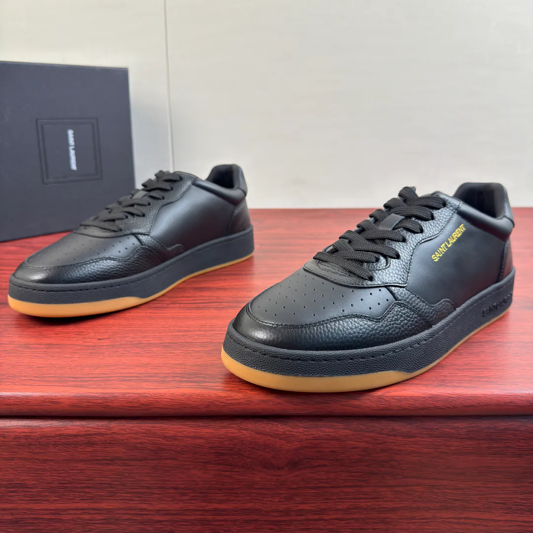 Men's Sneakers SAINT LAURENT 17828974