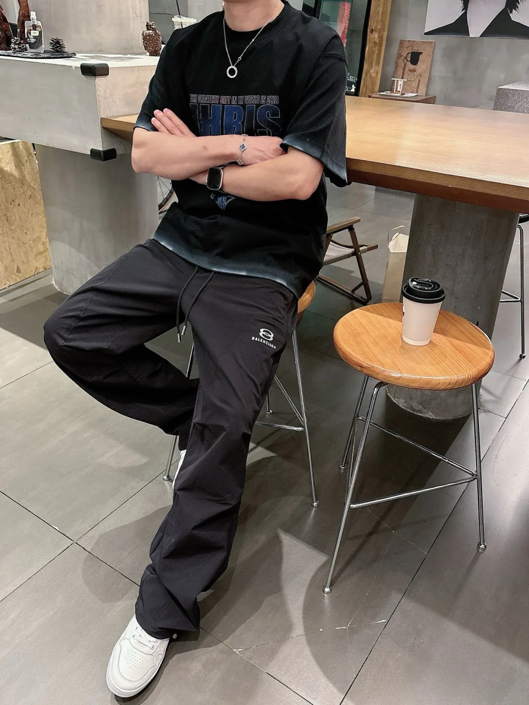 Men's Trousers BALENCIAGA 17810703
