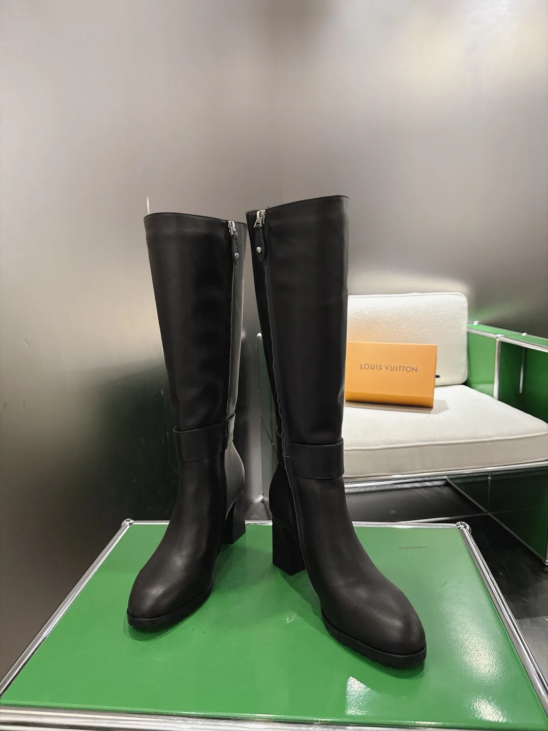 Women's Boots LOUIS VUITTON 18053339