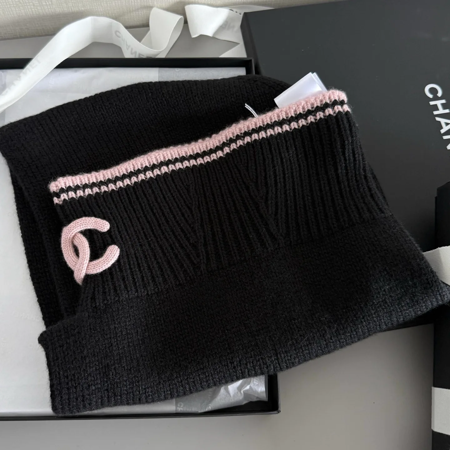Hats CHANEL 18347846