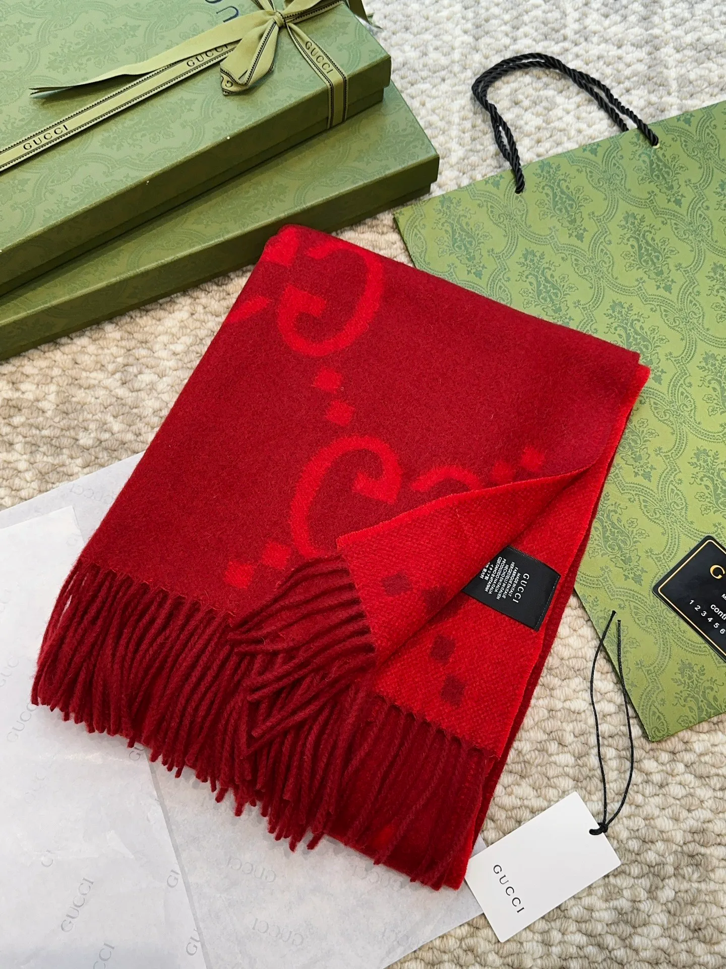 Scarves GUCCI 18105469