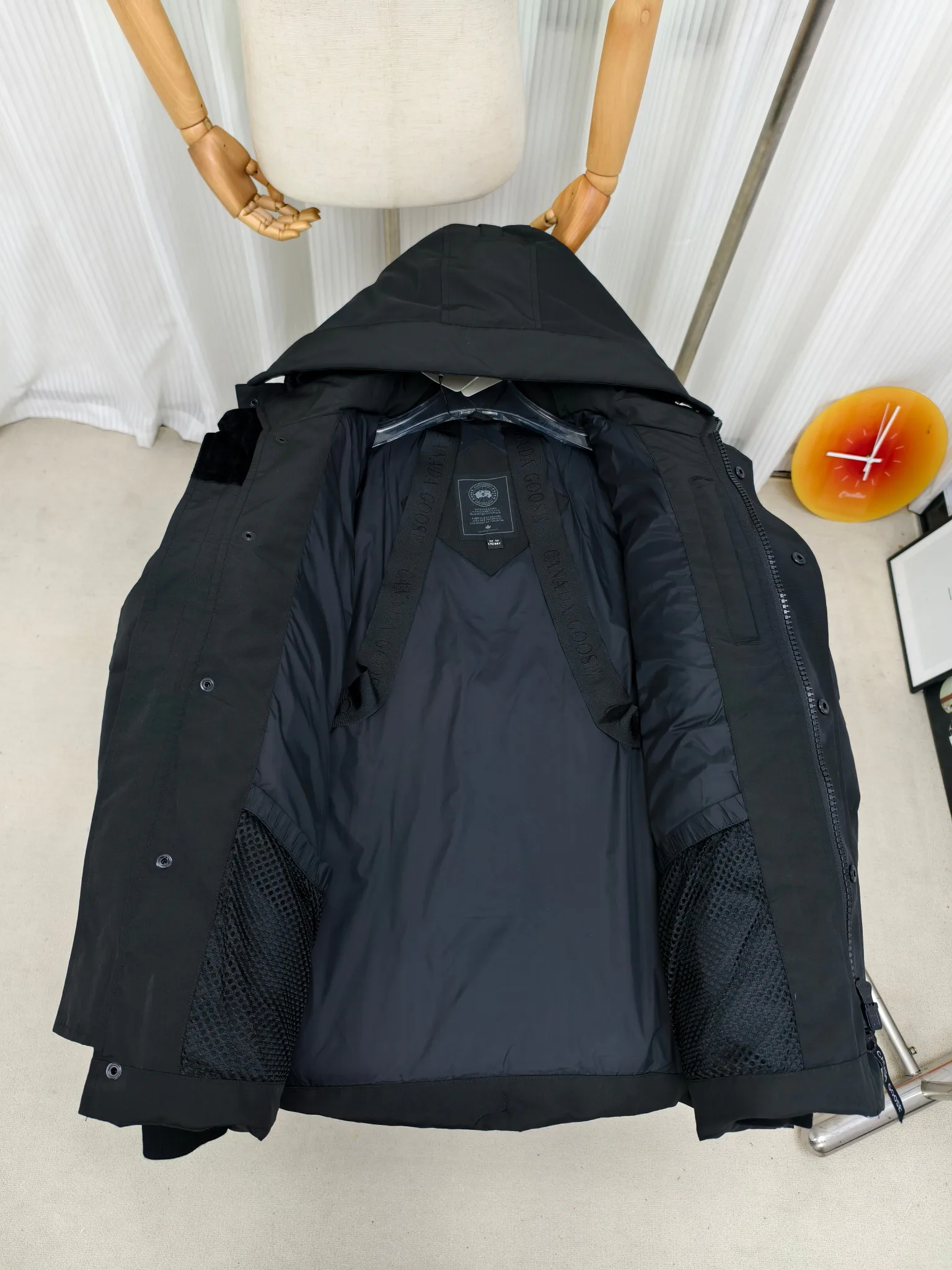 Куртки И Пуховики Мужские Canada Goose 18684530