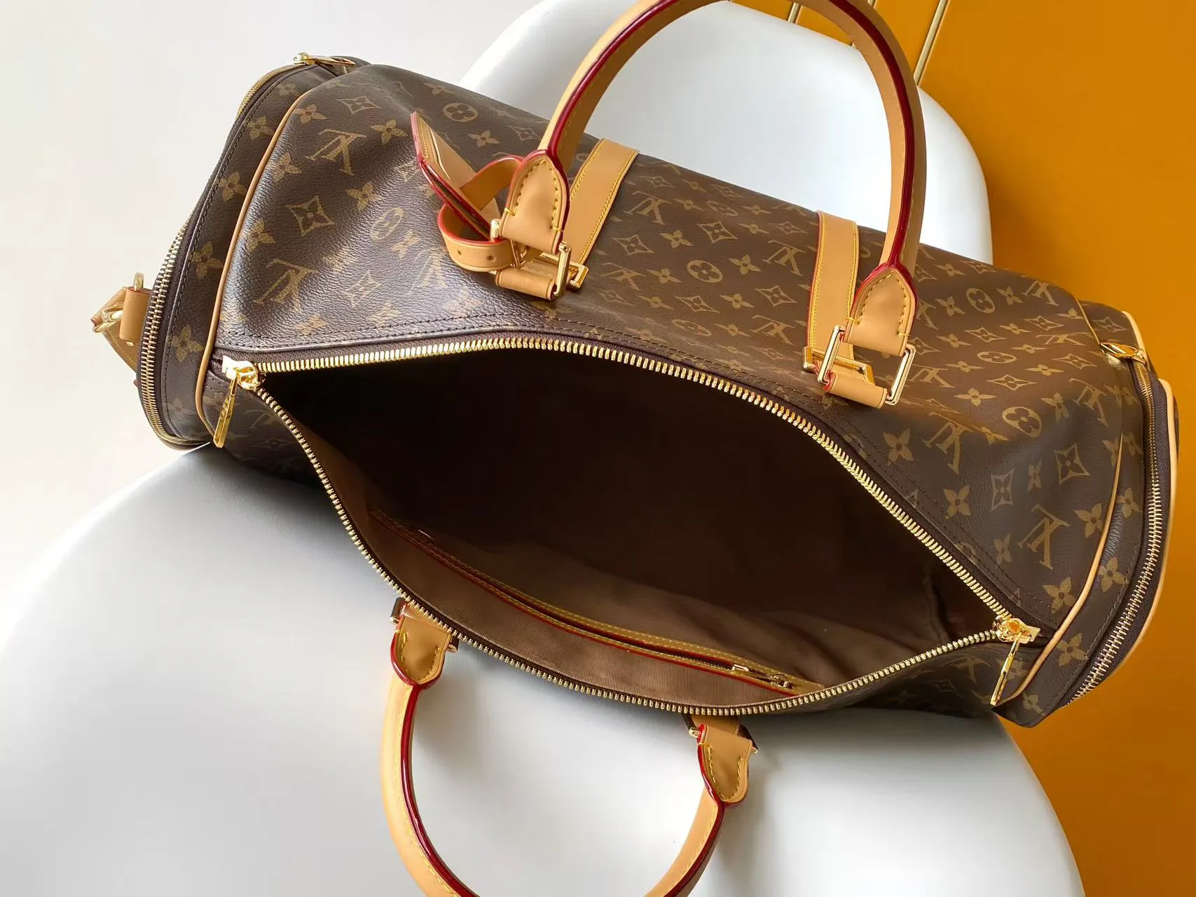 Women's Travel Bags LOUIS VUITTON 17948740