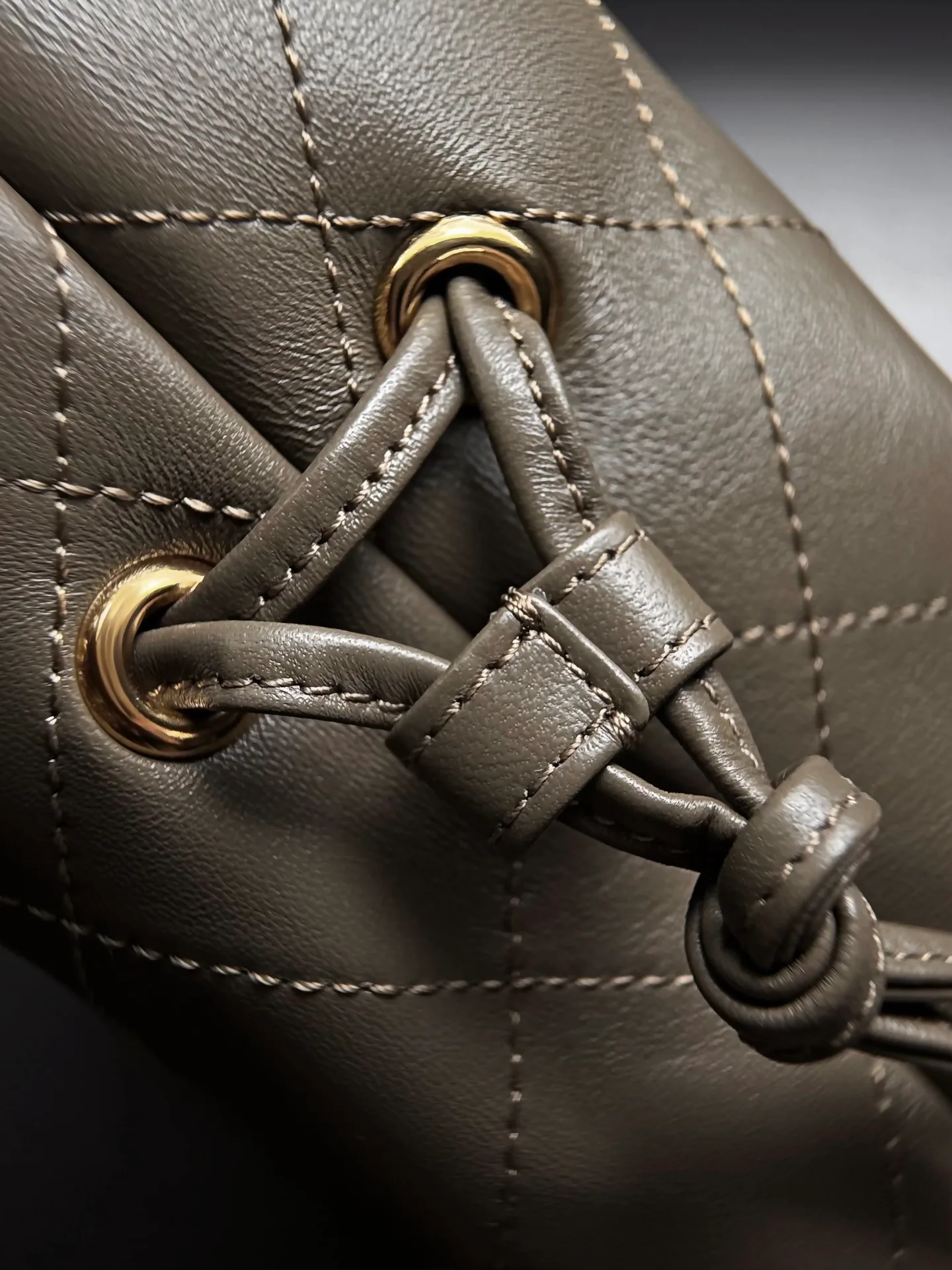 Women's Classic Handbags CHANEL 18147589