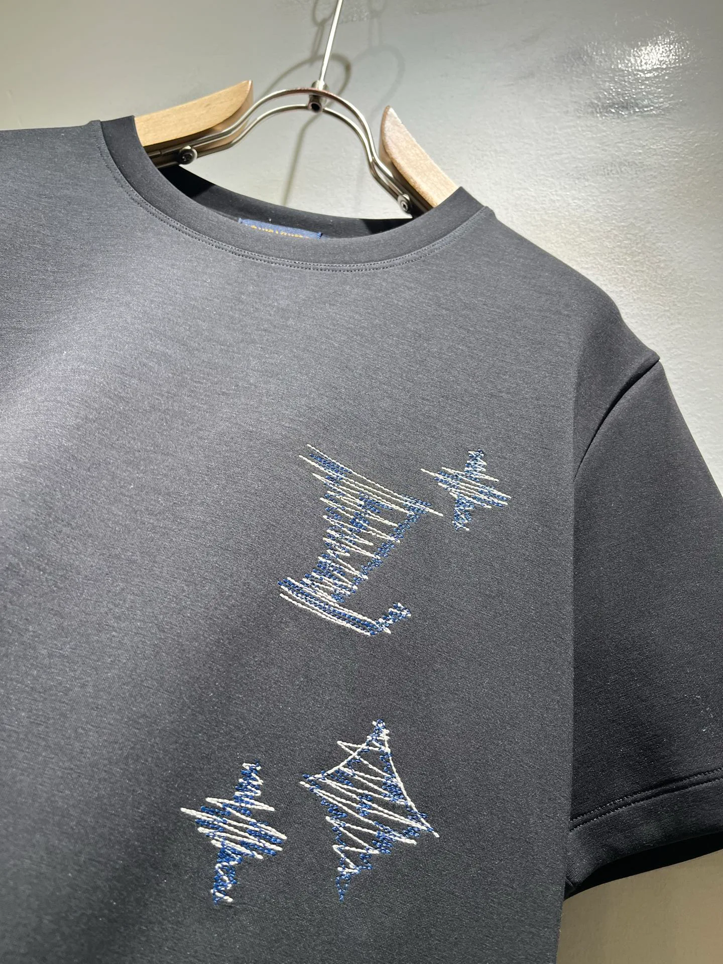 Men's T-Shirts LOUIS VUITTON 18243852