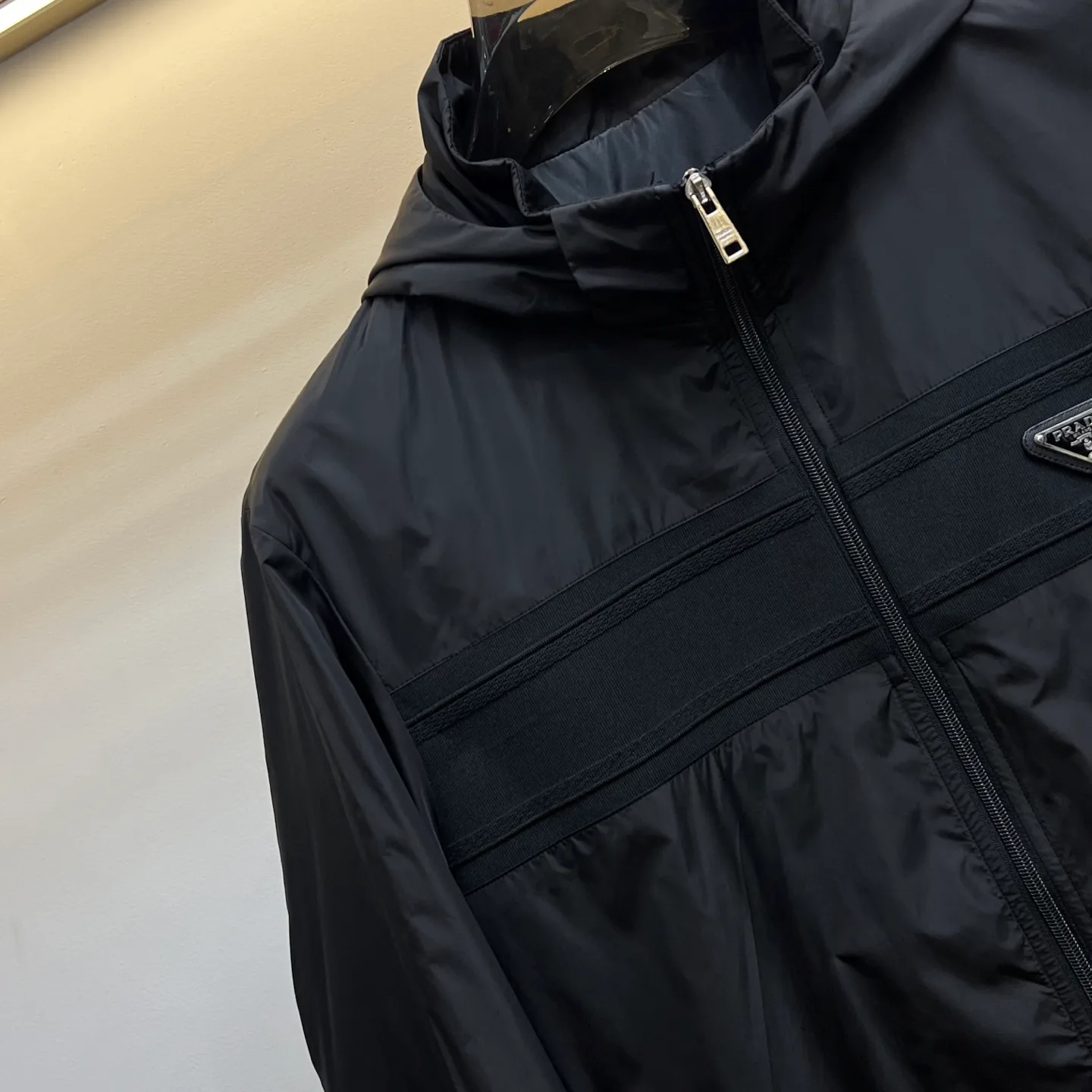 Women's Jackets And Down Jackets PRADA 17340704