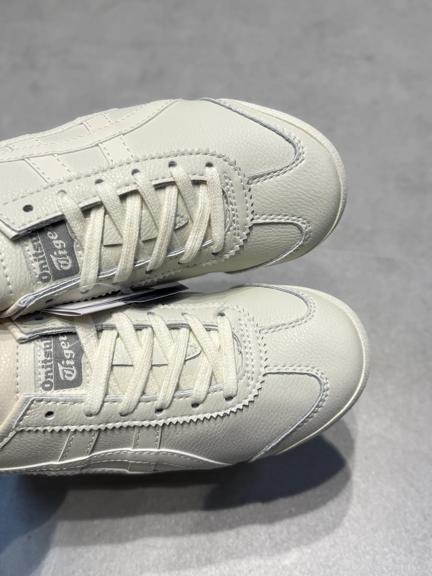 Women's Sneakers ASICS 18192627