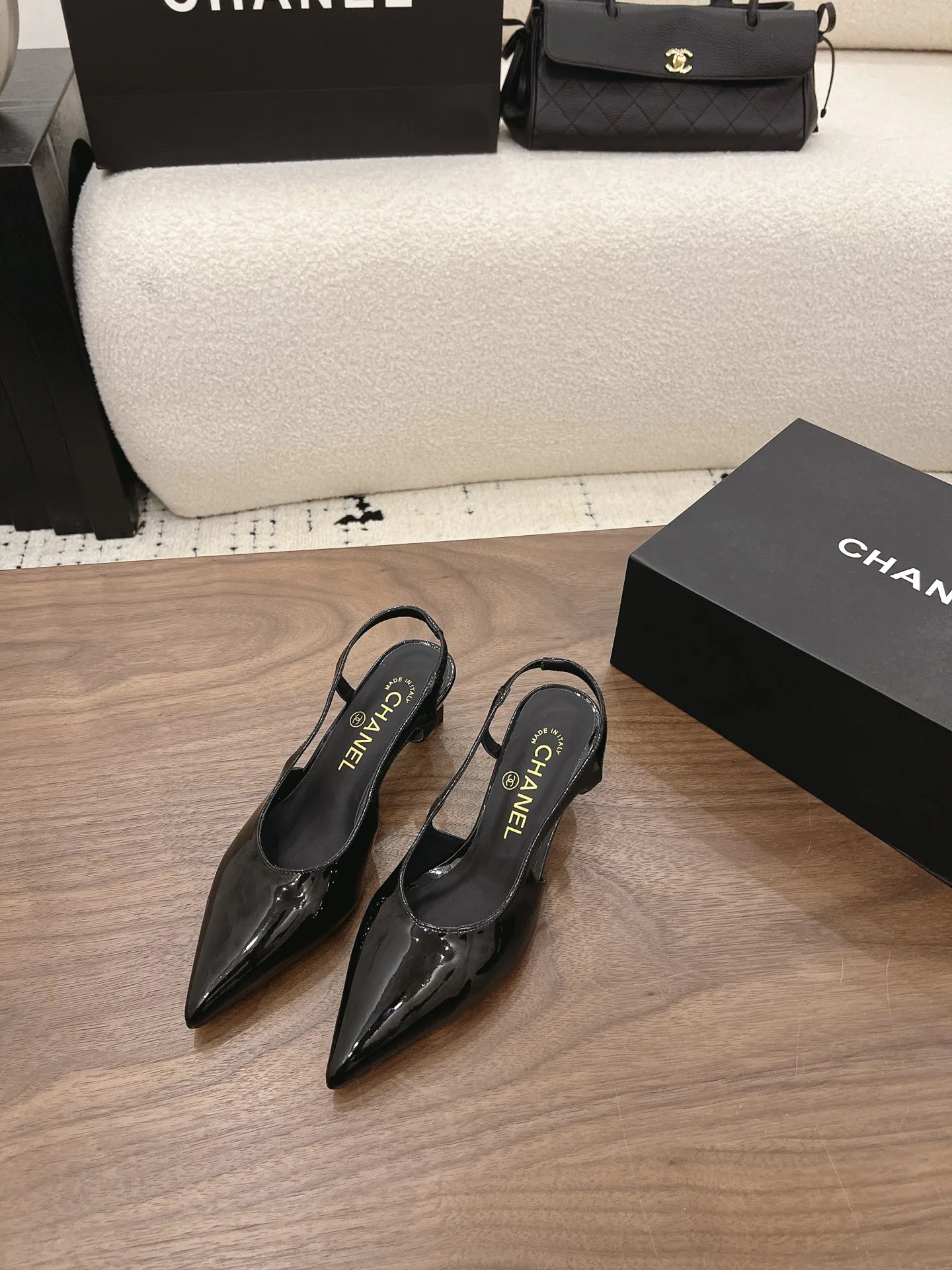 Women's Heels CHANEL 17149180