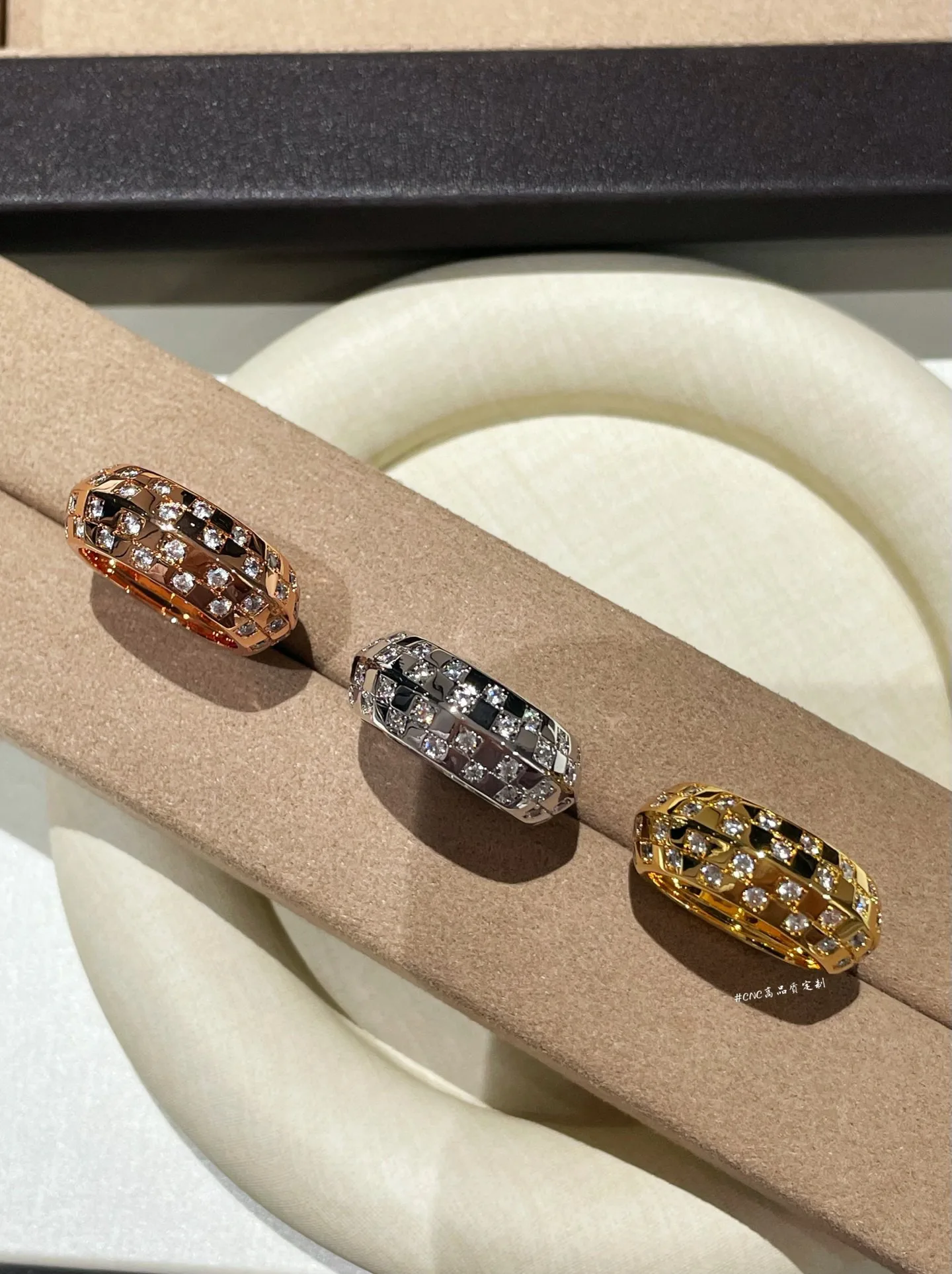 Jewelry LOUIS VUITTON 17819345