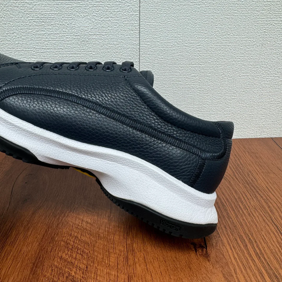 Men's Sneakers ARMANI 18100561