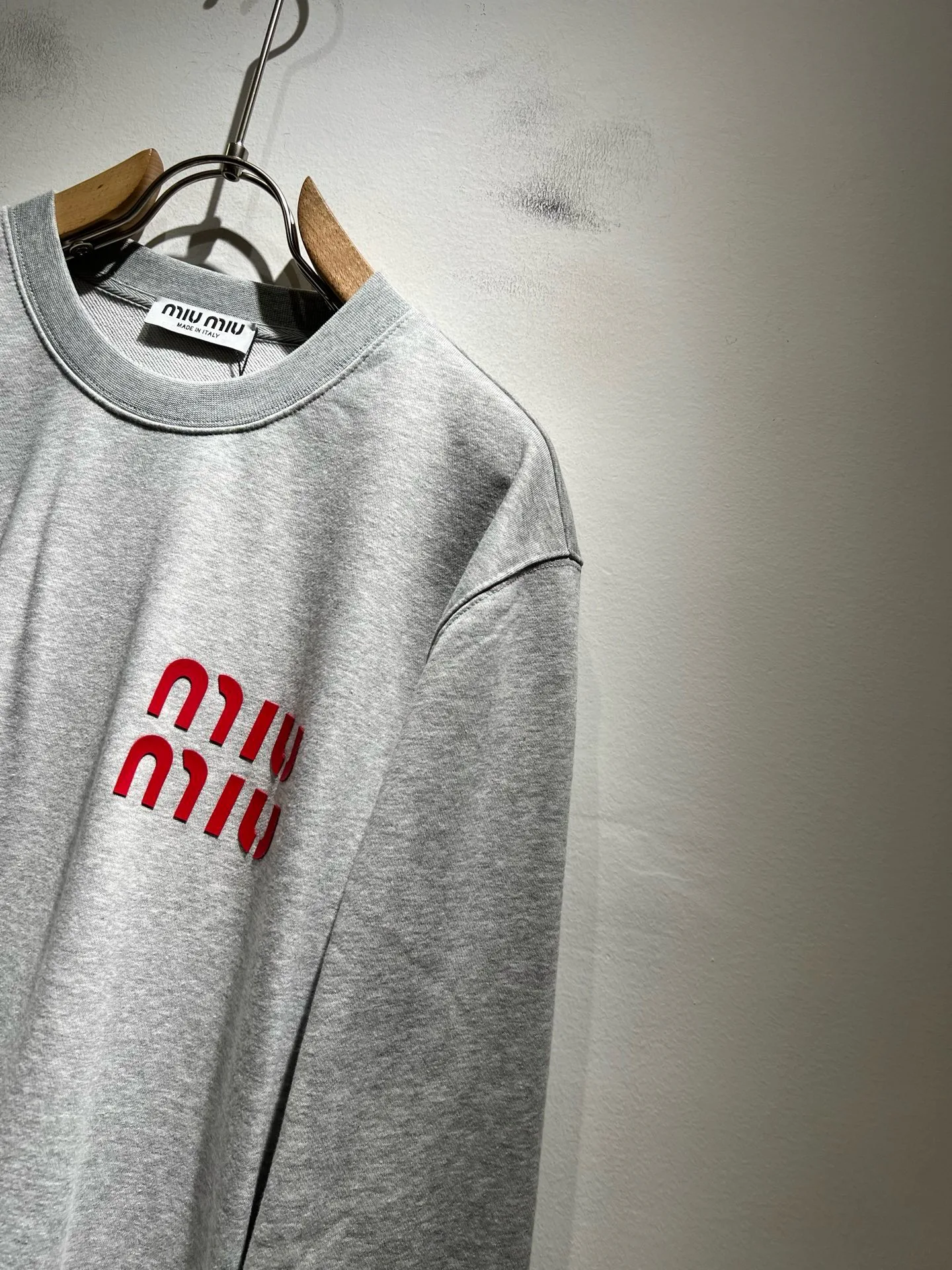 Men's Sweatshirts And Hoodies MIU MIU 18081430