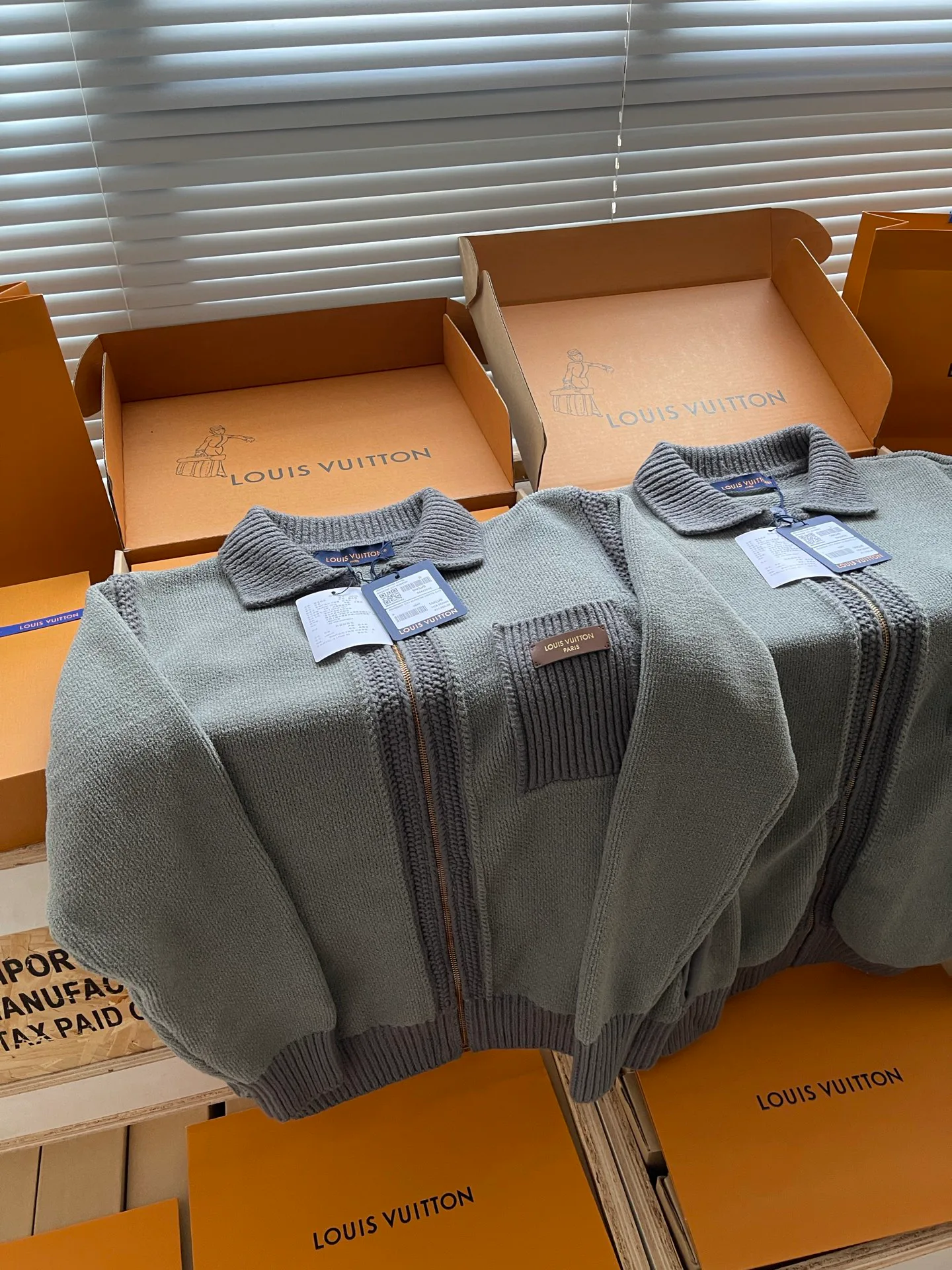 Men's Jumpers And Sweaters LOUIS VUITTON 18414066