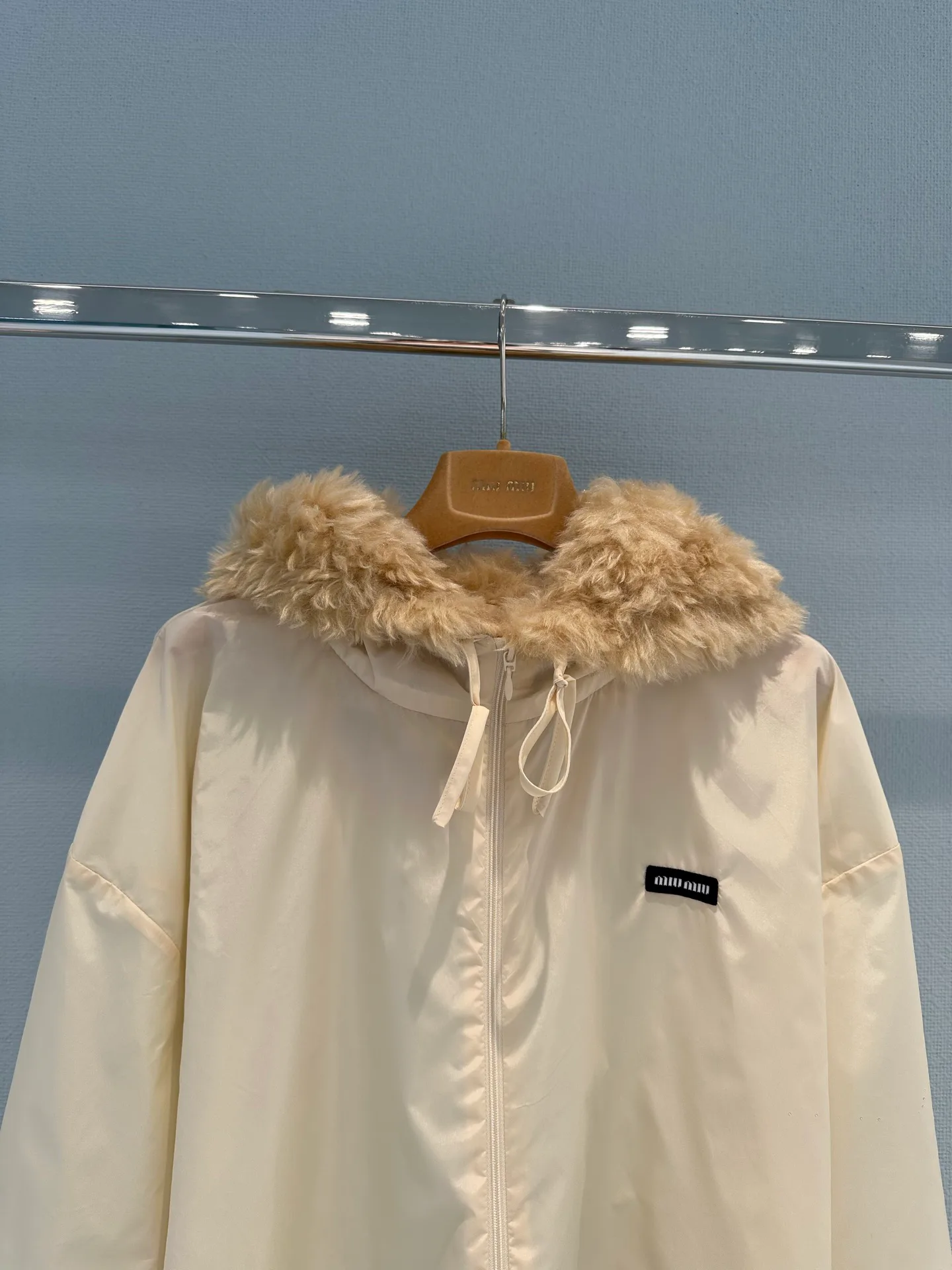 Women's Jackets And Down Jackets MIU MIU 18114619