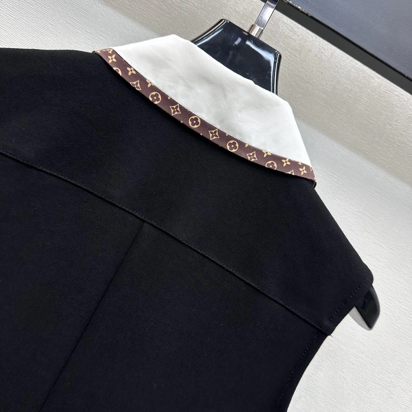 Платья Женские Louis Vuitton 18583513