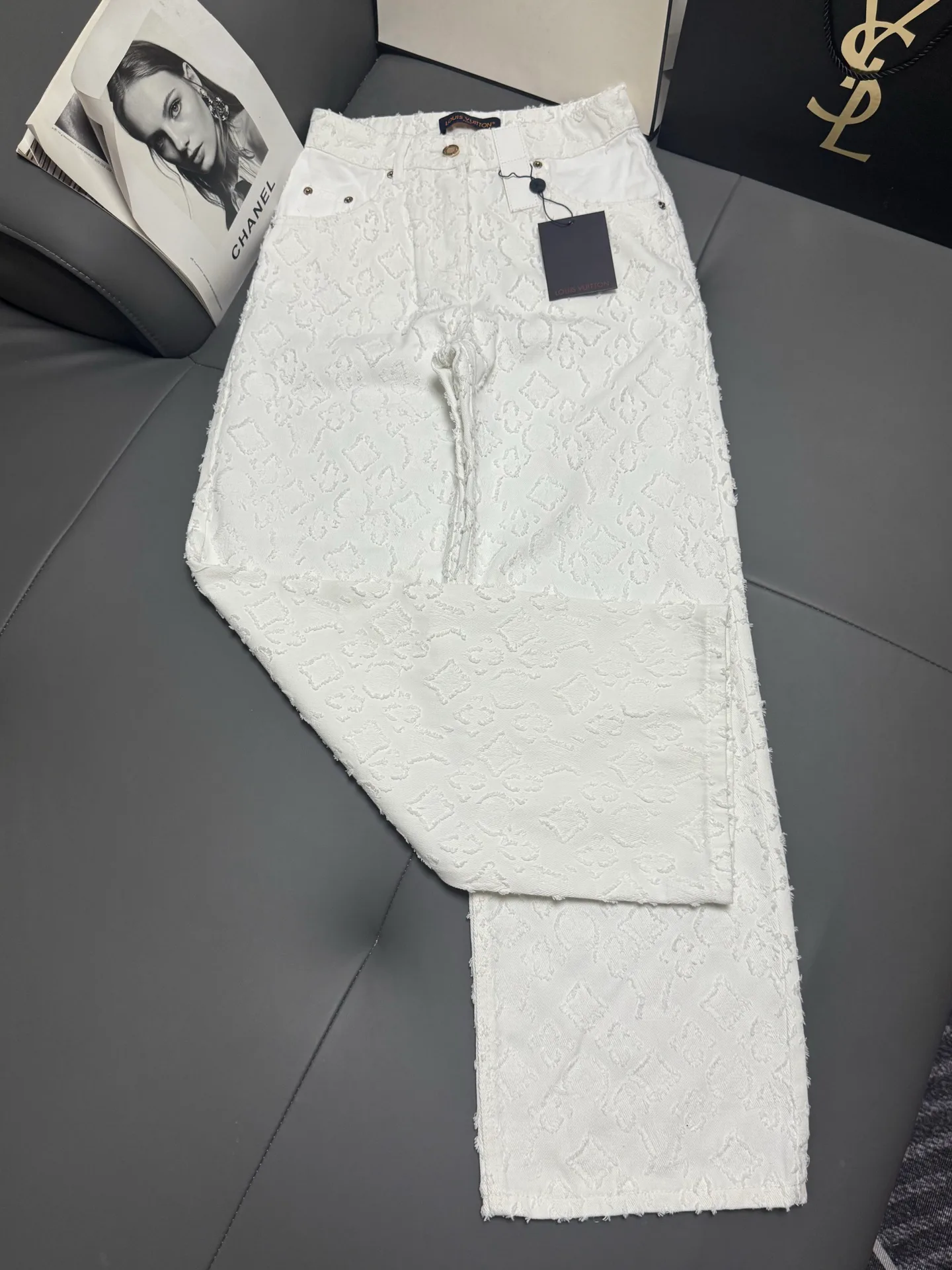 Джинсы Женские Louis Vuitton 18671336