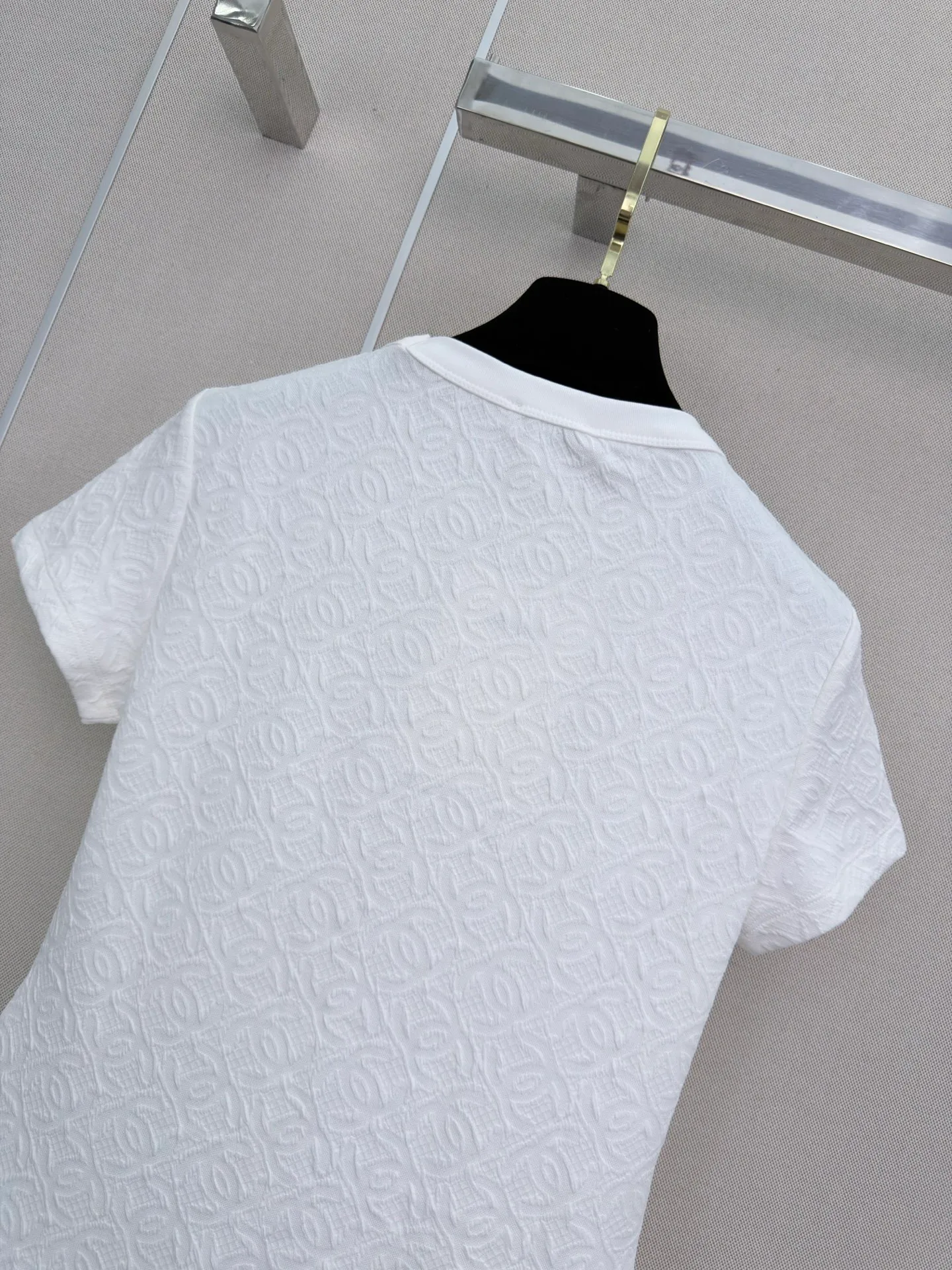 Women's T-Shirts CHANEL 17765624