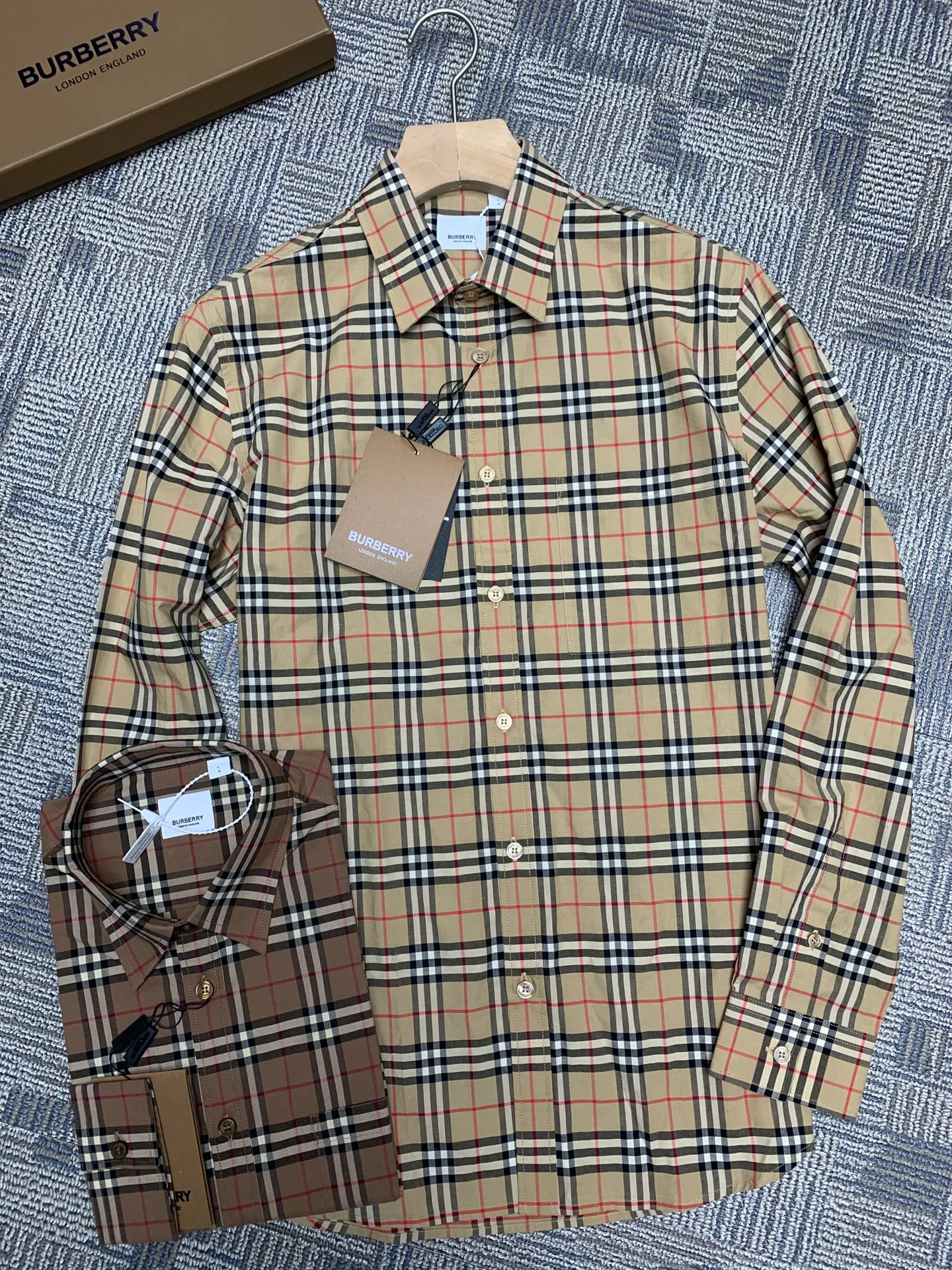 Men's Shirts BURBERRY 17967408