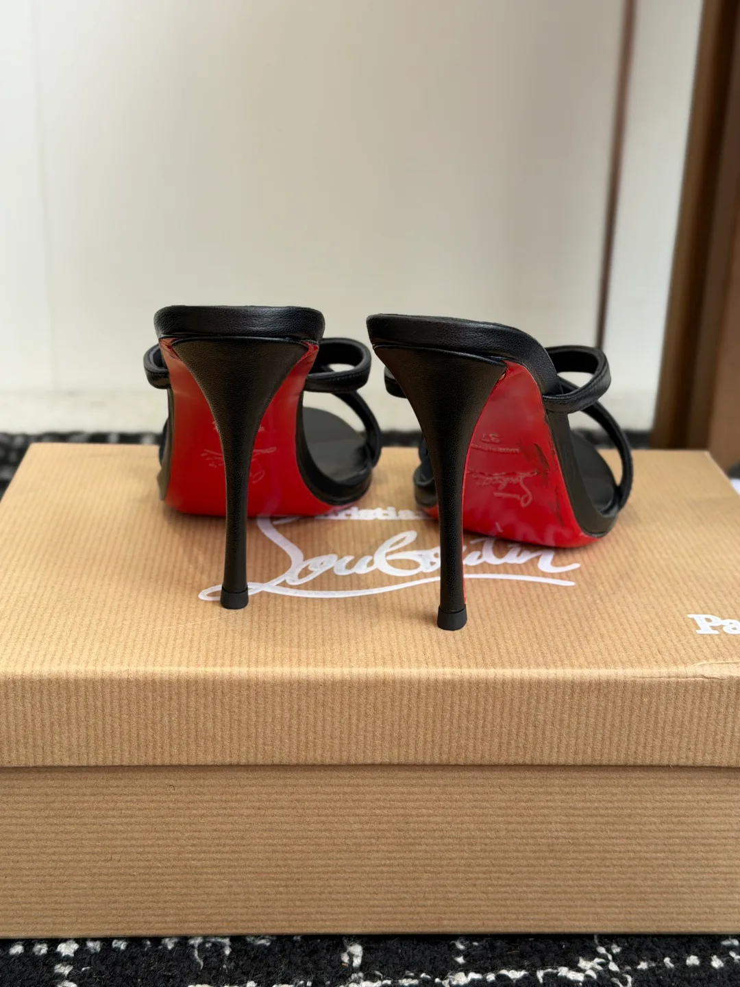 Women's Open-Toe Sandals CHRISTIAN LOUBOUTIN 17936548