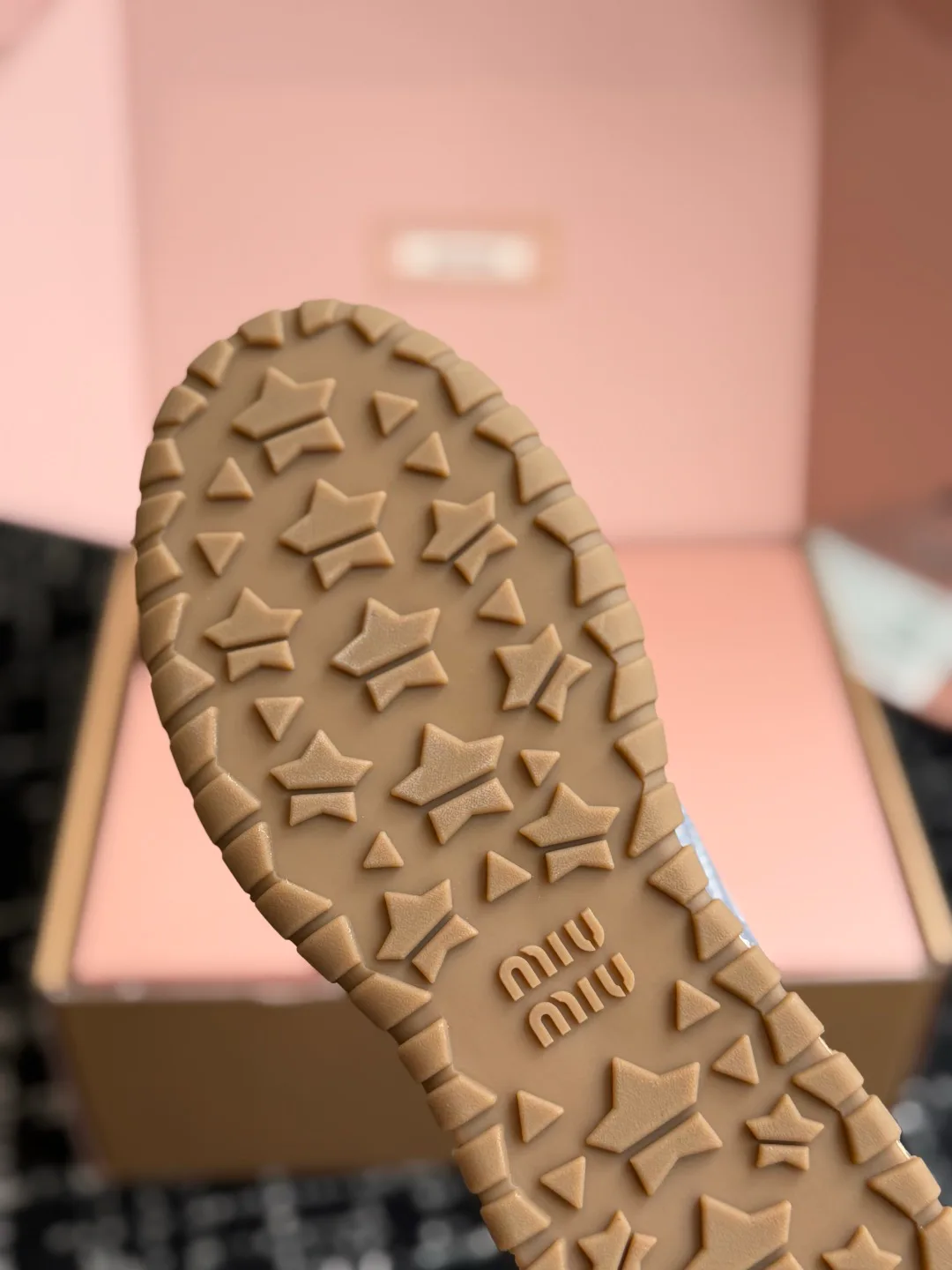 Women's Sneakers MIU MIU 17804444
