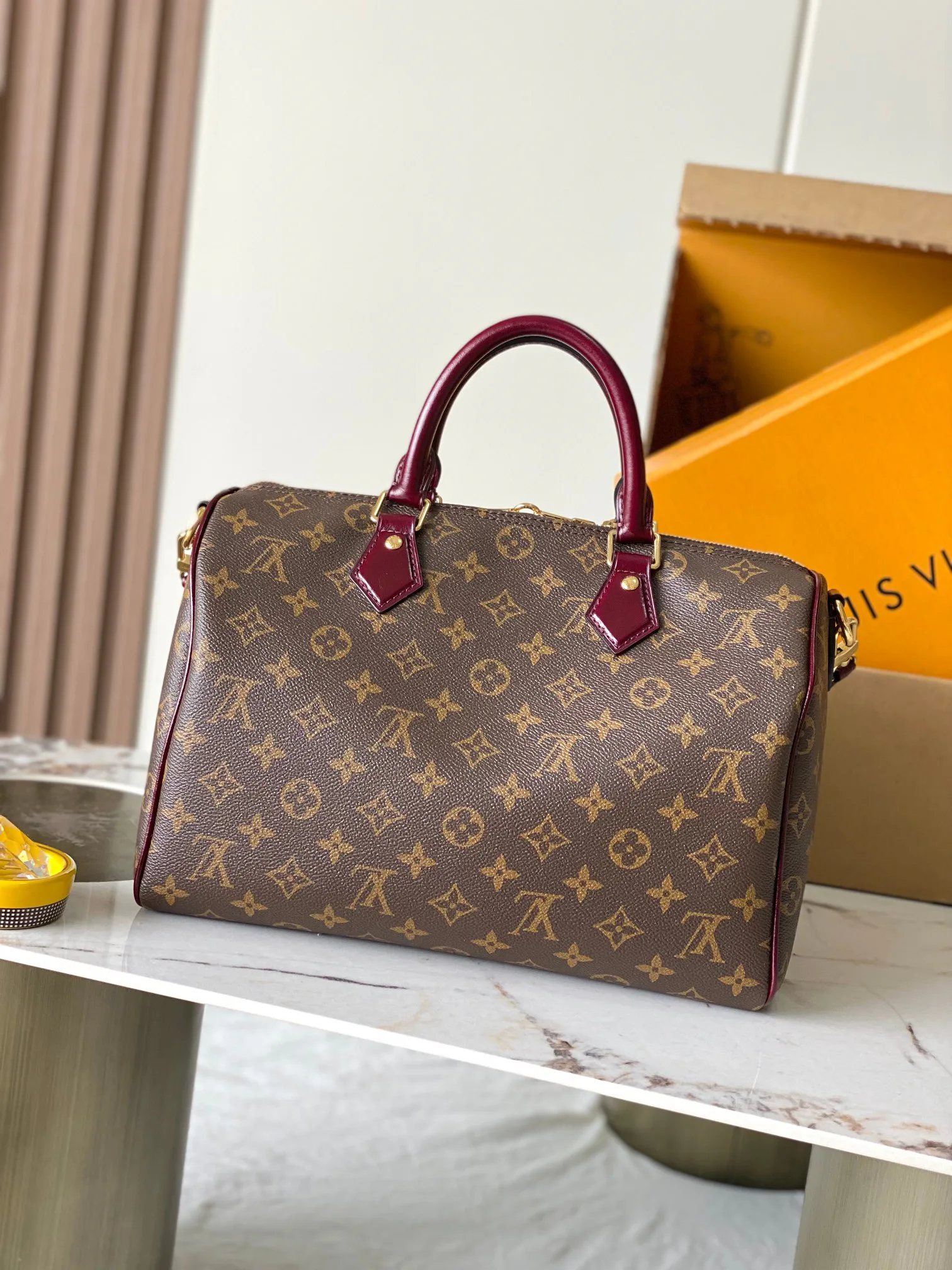 Women's Classic Handbags LOUIS VUITTON 18521096