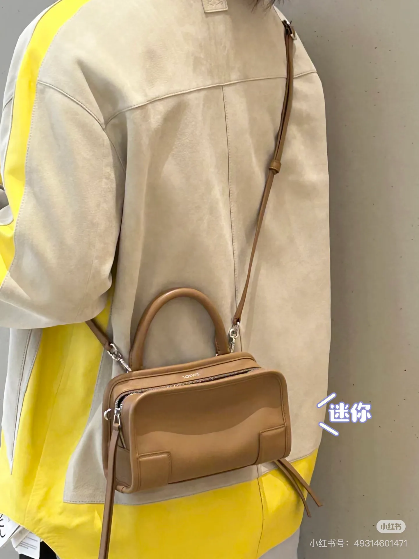 Women's Classic Handbags LOEWE 17333206