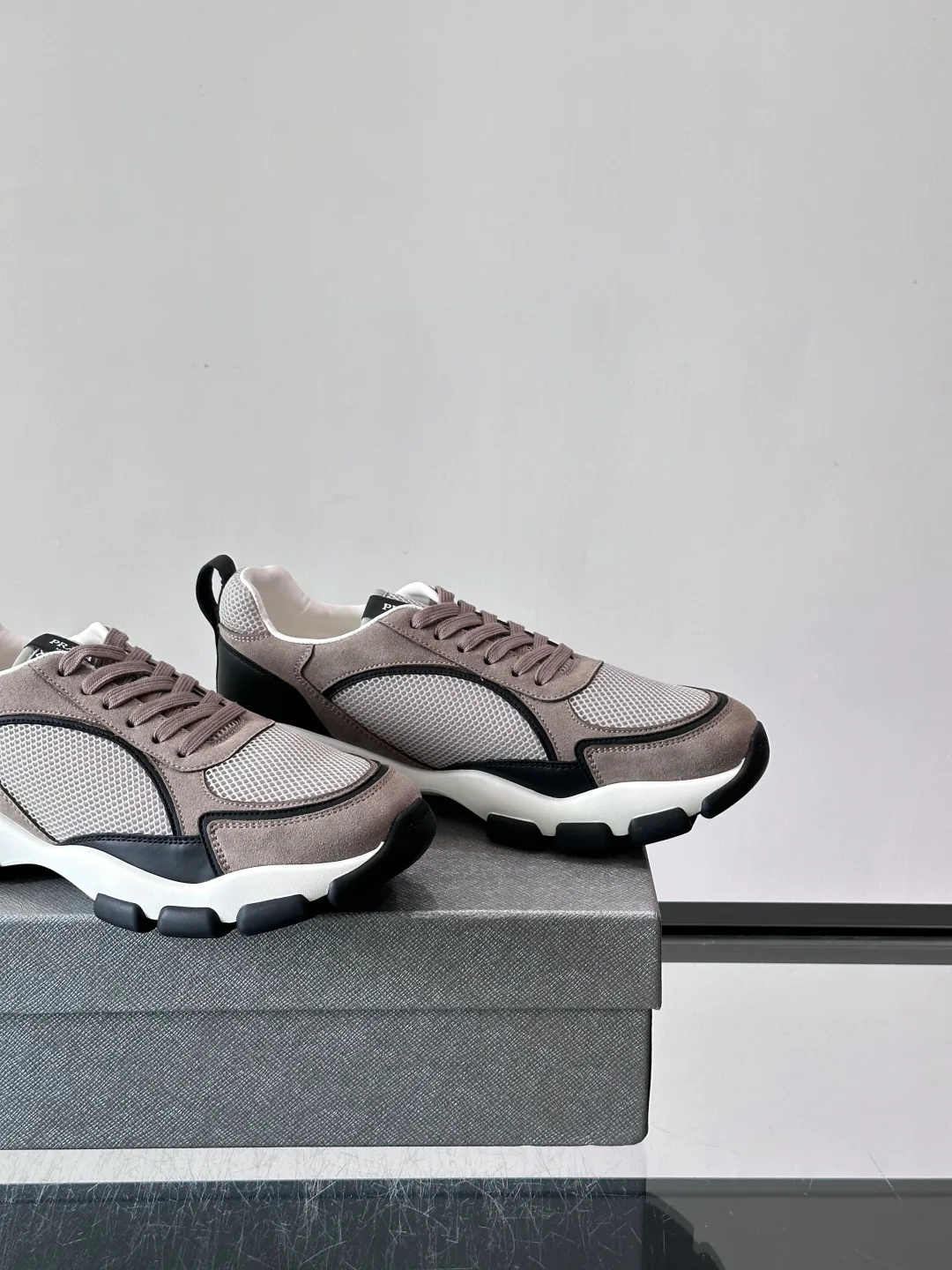 Men's Sneakers PRADA 18102767