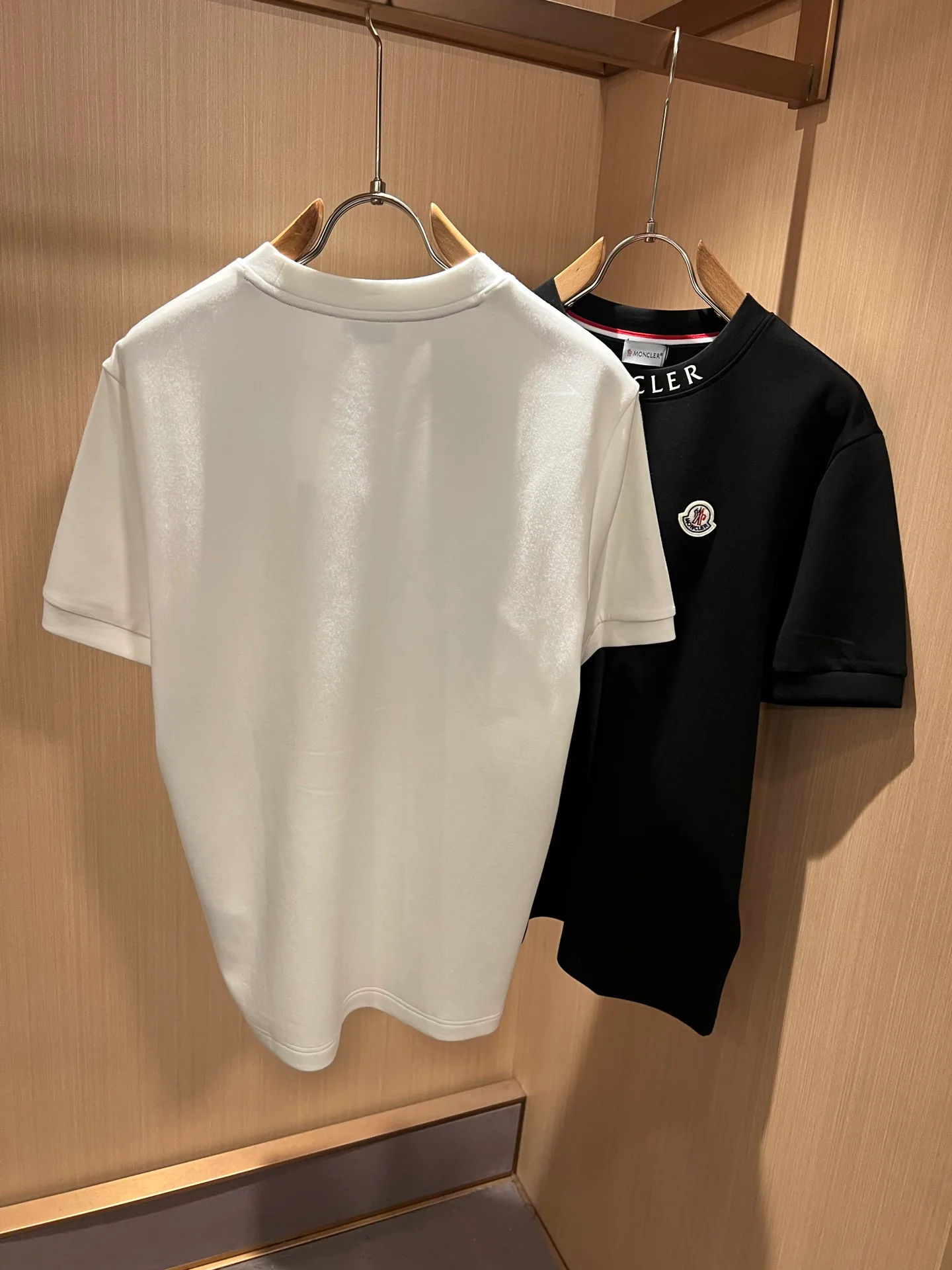 Men's T-Shirts MONCLER 18519549