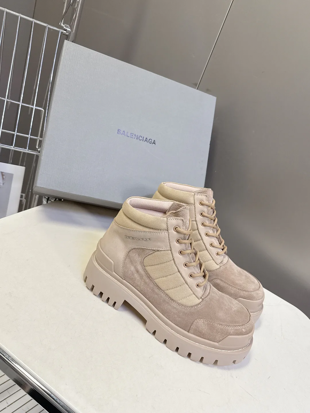 Women's Ankle Boots BALENCIAGA 17819845