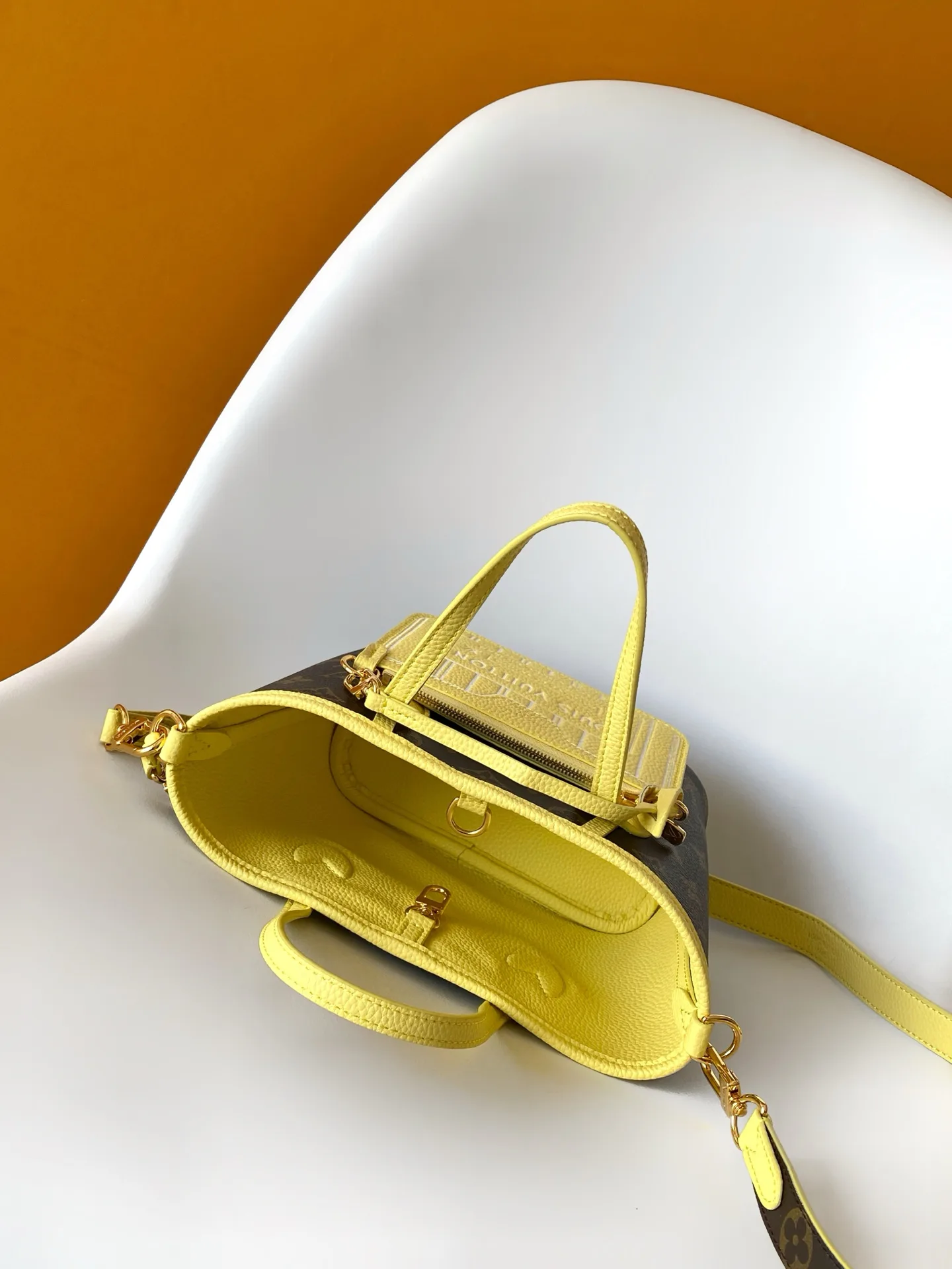 Women's Classic Handbags LOUIS VUITTON 17483326