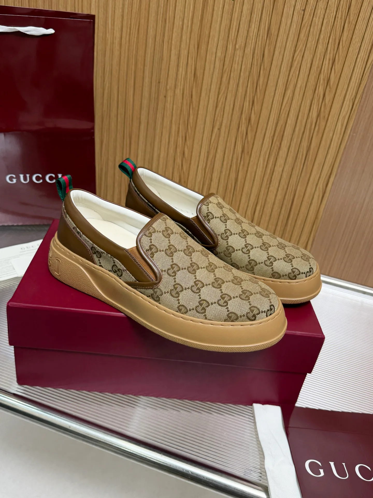 Men's Sneakers GUCCI 17620466