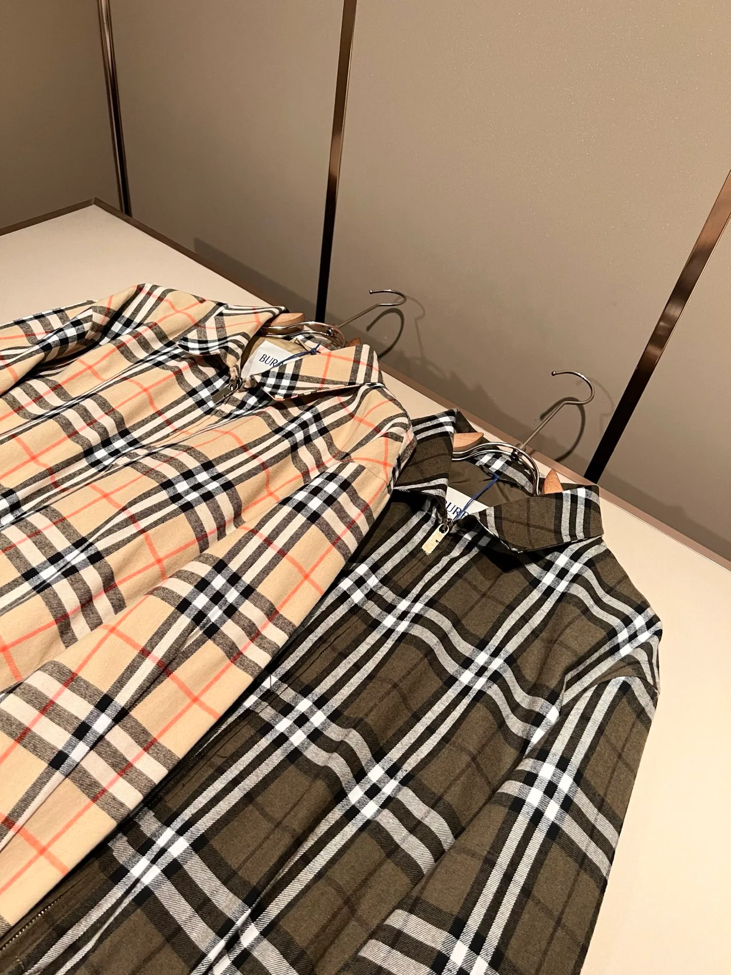 Men's Jackets And Down Jackets BURBERRY 18343149