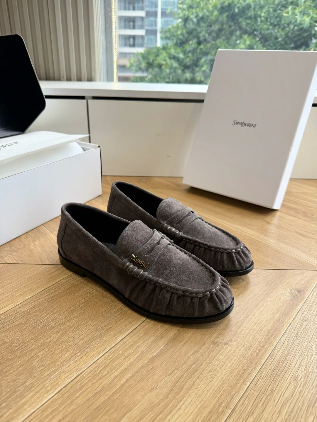 Men's Loafers And Dress Shoes SAINT LAURENT 17781551