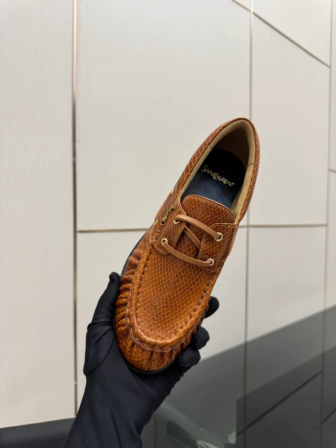 Women's Loafers And Moccasins SAINT LAURENT 17816912