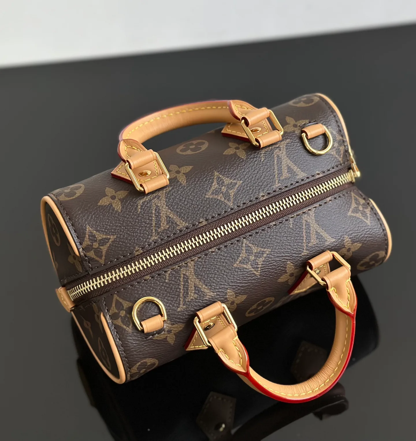 Women's Classic Handbags LOUIS VUITTON 18376423