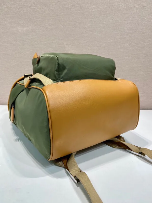Women's Backpacks PRADA 18362290