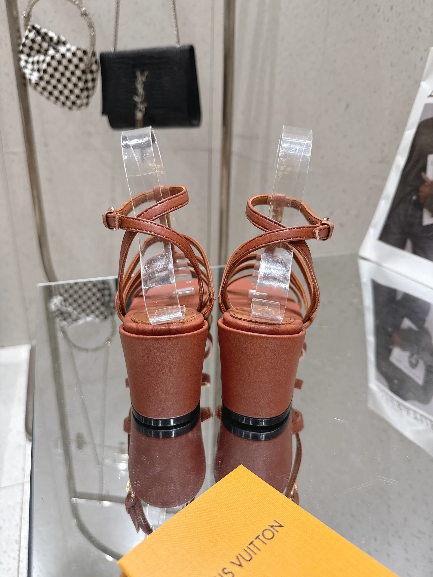 Women's Open-Toe Sandals LOUIS VUITTON 17524784
