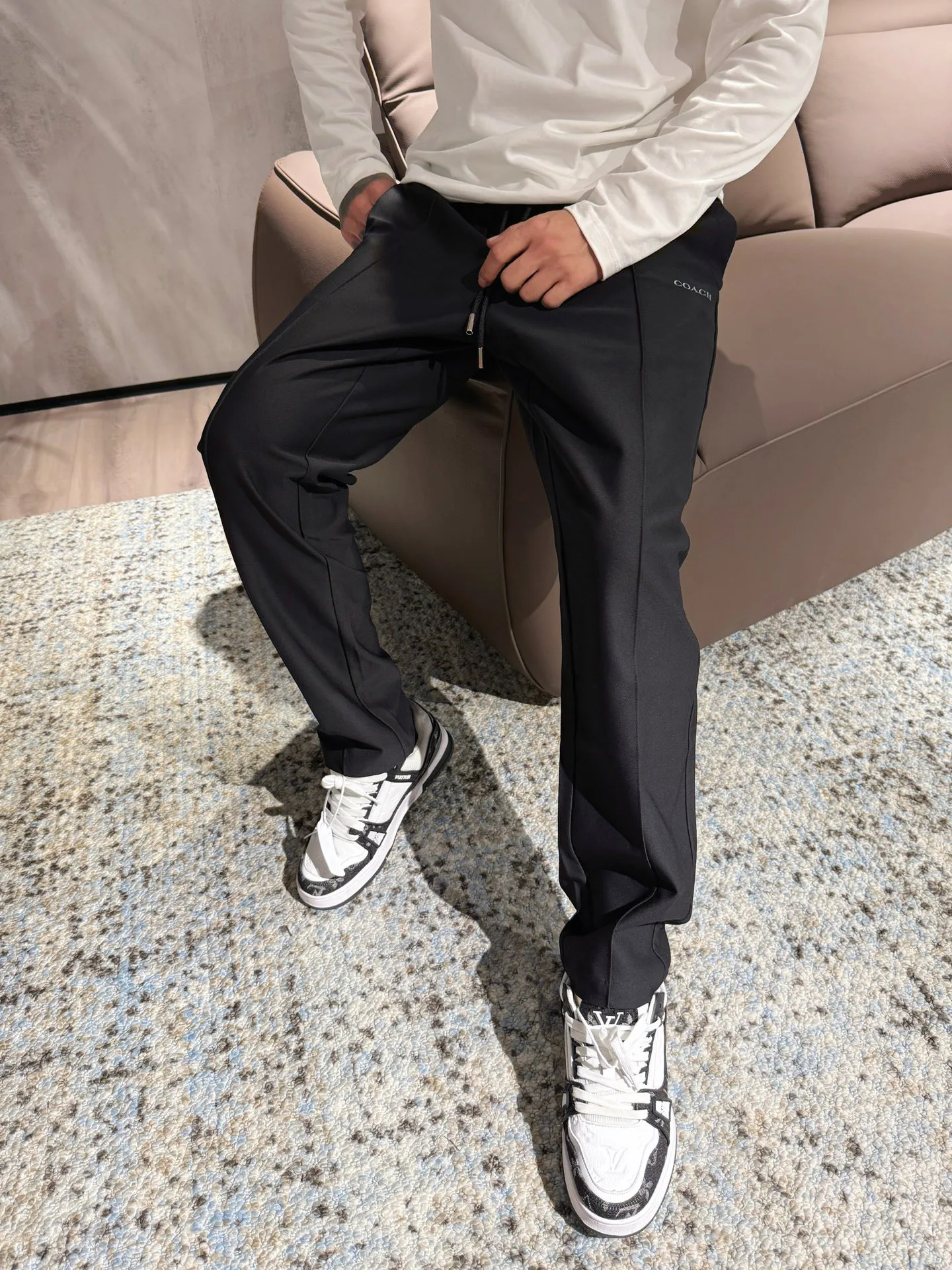 Men's Trousers COACH 18097697