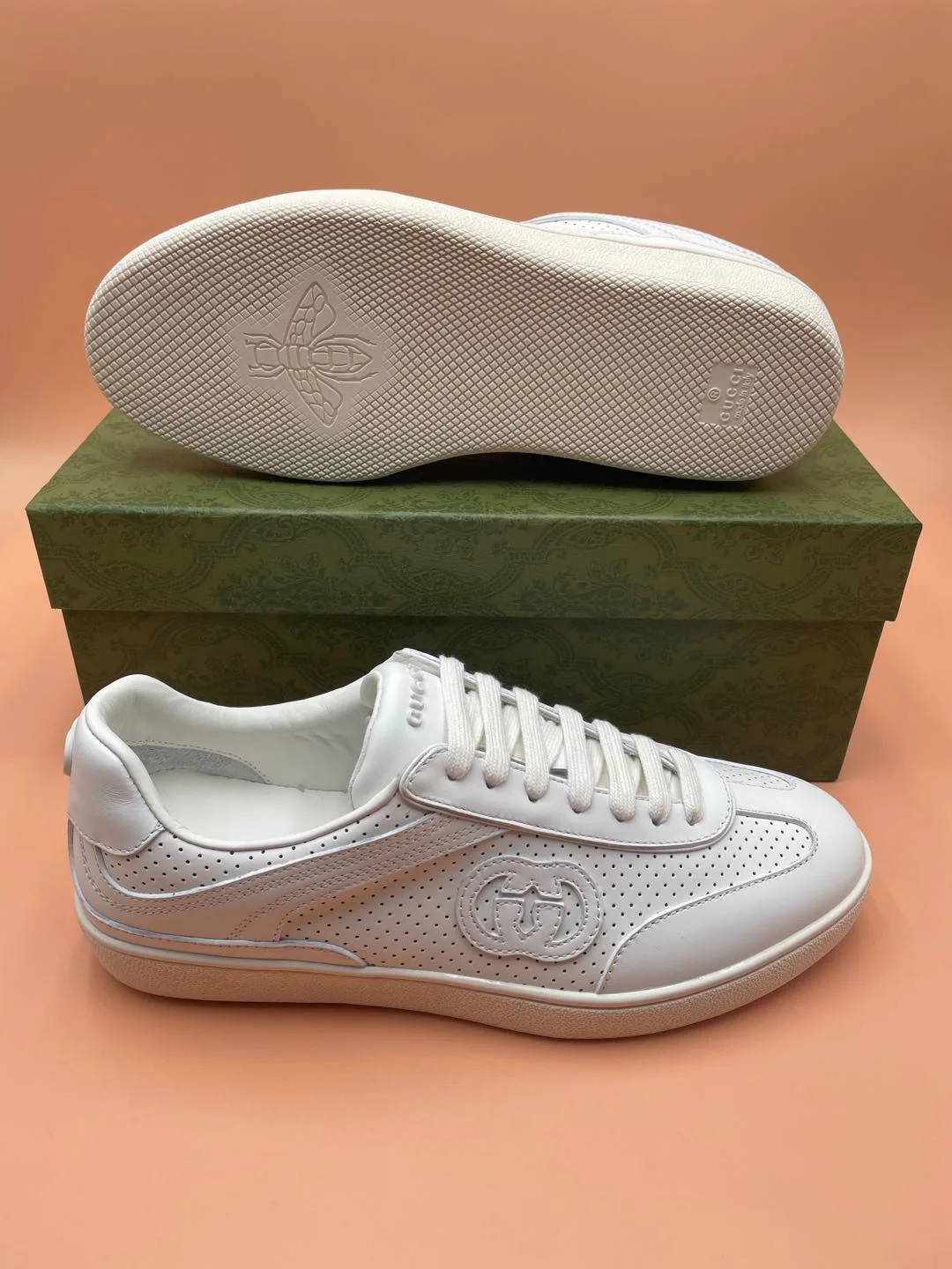 Women's Sneakers GUCCI 17620516