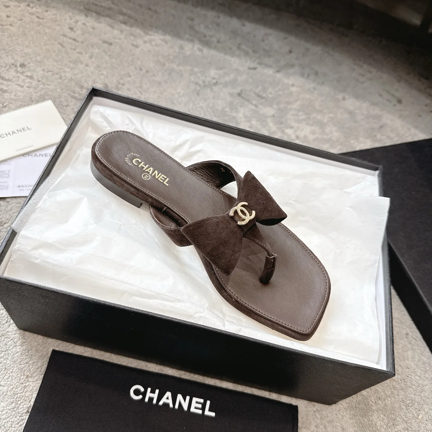 Women's Flip-Flops CHANEL 17572299