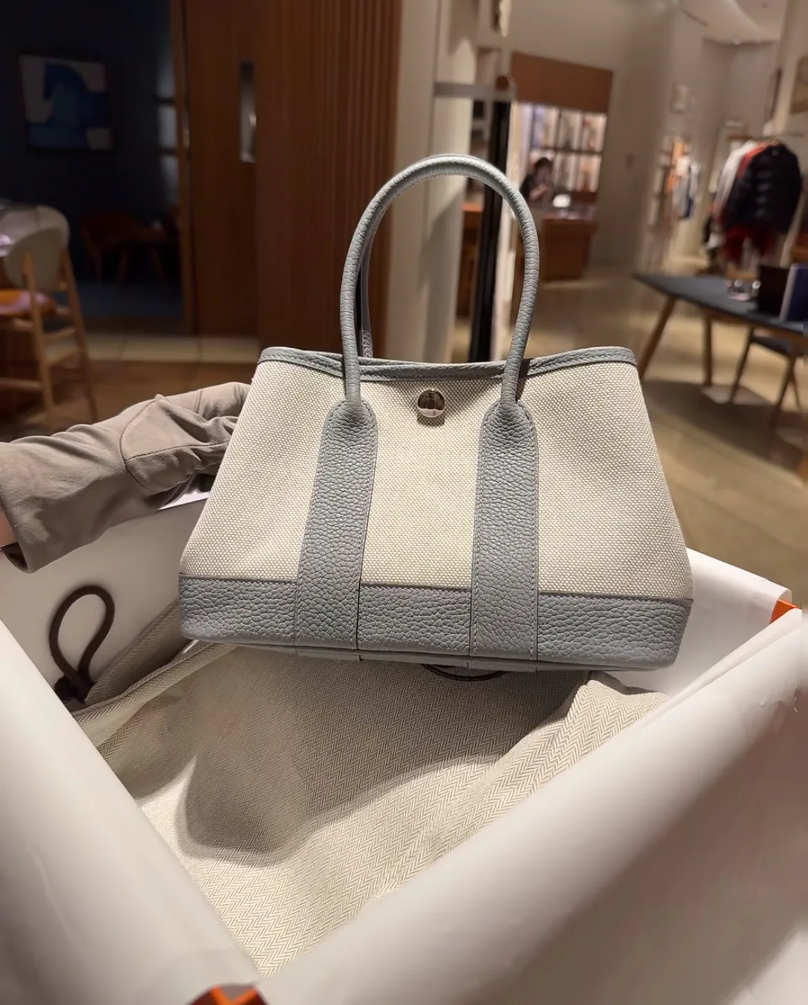 Women's Classic Handbags HERMES 18352945
