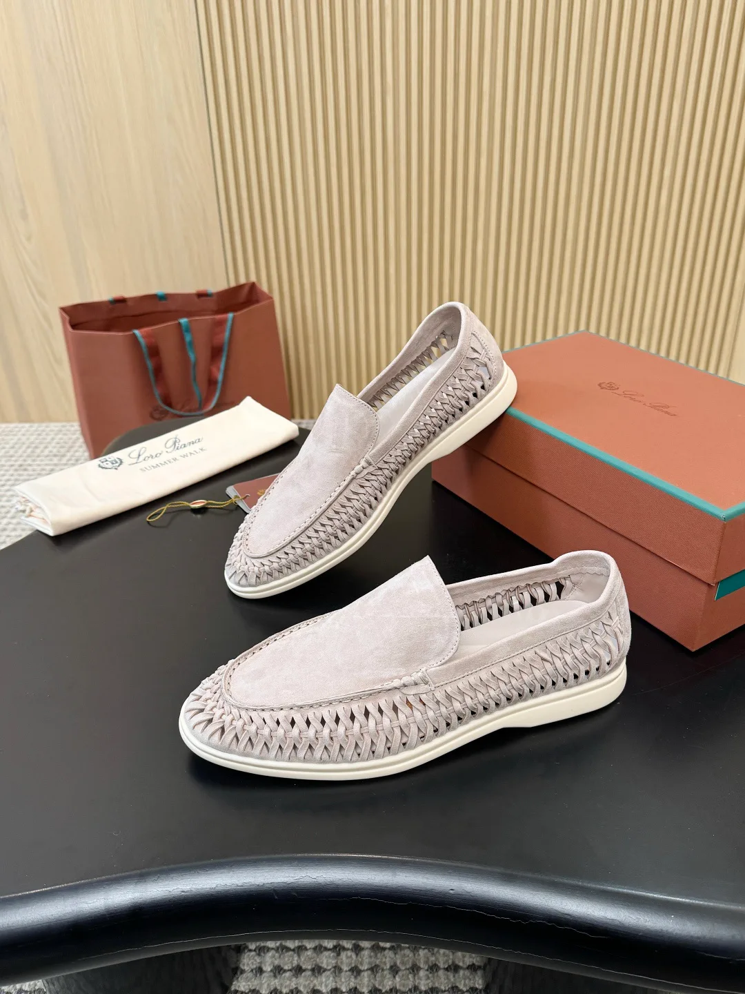 Women's Loafers And Moccasins LORO PIANA 18233092