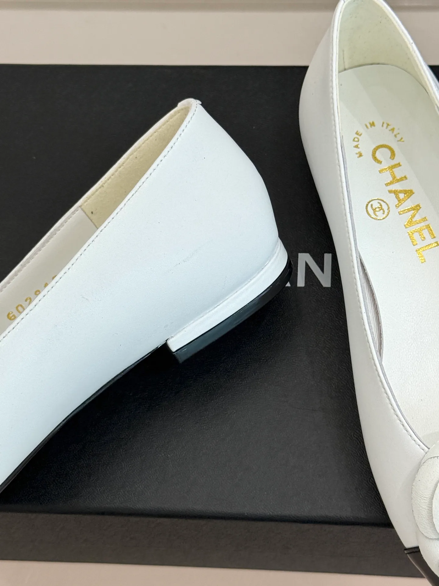 Women's Ballet Flats CHANEL 17741087